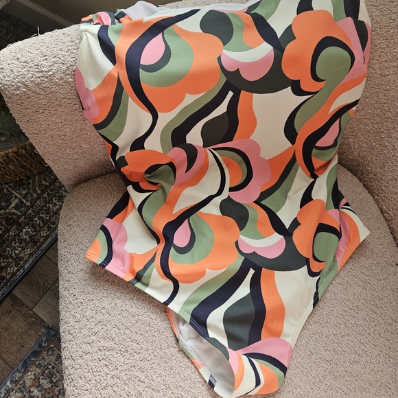 Boden Cross Strap One Piece Swimsuit Retro 70s Floral Swirl Mod Print Beach - Picture 6 of 7